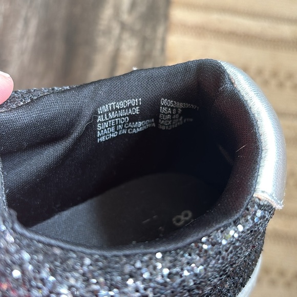 Time and tru star shoes - Picture 4 of 4